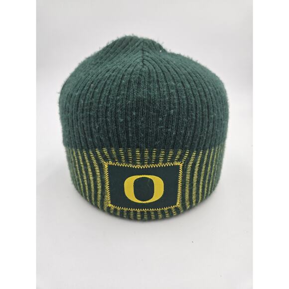Oregon Ducks Knit Beanie Green Yellow Winter Hat Embroidered “O” Logo - Picture 1 of 2
